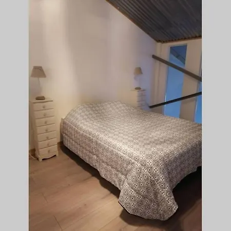 Maison Entiere Loft De 230 M2 A La Rochelle *